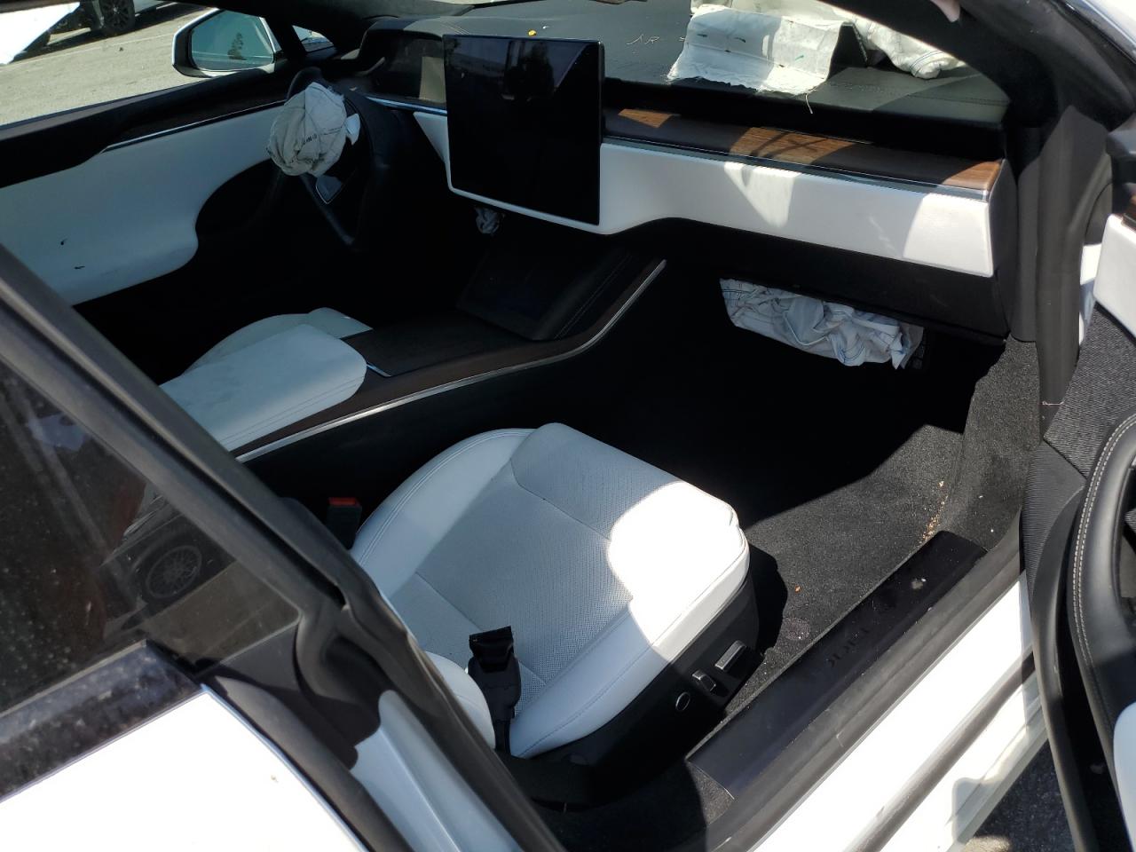 2022 TESLA MODEL S  VIN:5YJSA1E58NF463285