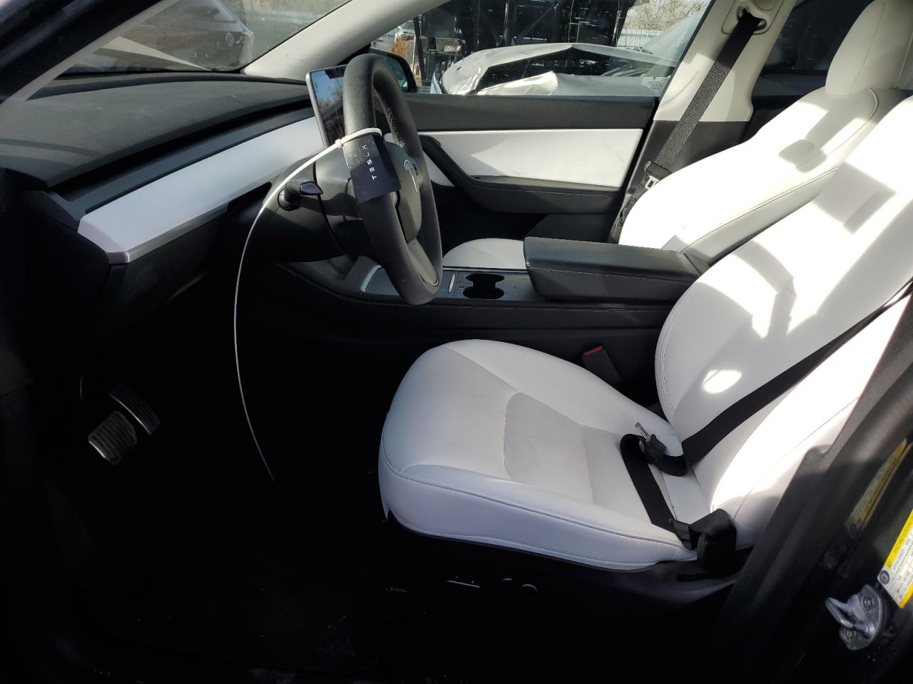 2022 TESLA MODEL Y  VIN:7SAYGAEE9NF339411