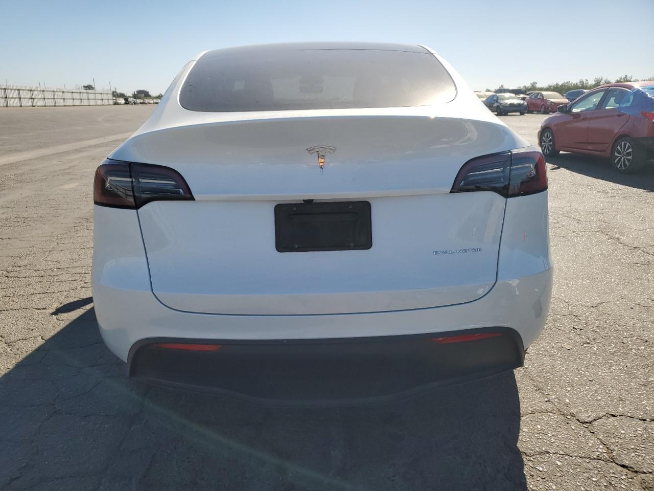 2023 TESLA MODEL Y  VIN:7SAYGDEE3PF840024