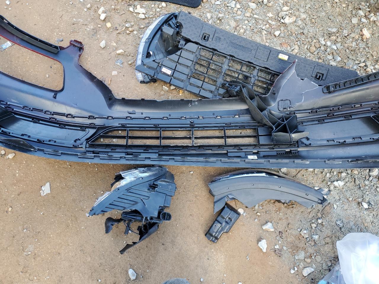 2024 HYUNDAI VENUE SEL VIN:KMHRC8A39RU315337