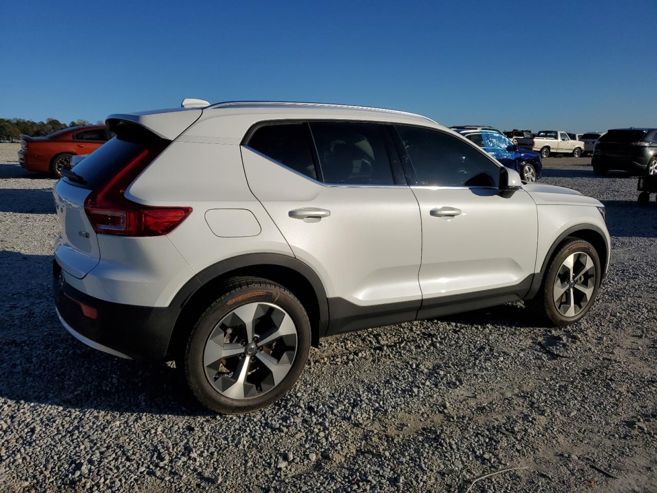 2023 VOLVO XC40 PLUS VIN:YV4L12UE1P2051871
