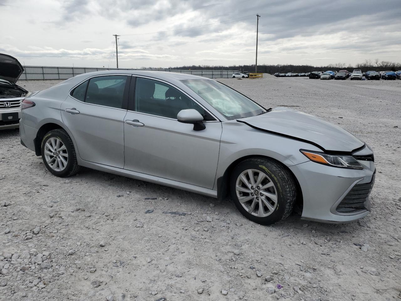 2022 TOYOTA CAMRY LE VIN:4T1C11AK5NU037797