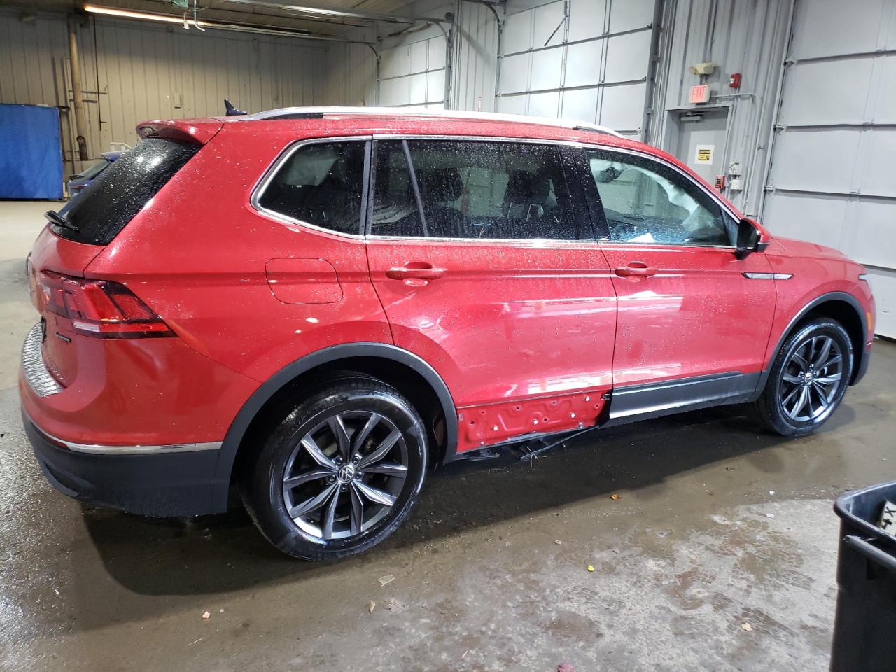 2023 VOLKSWAGEN TIGUAN SE VIN:3VV2B7AX2PM084189