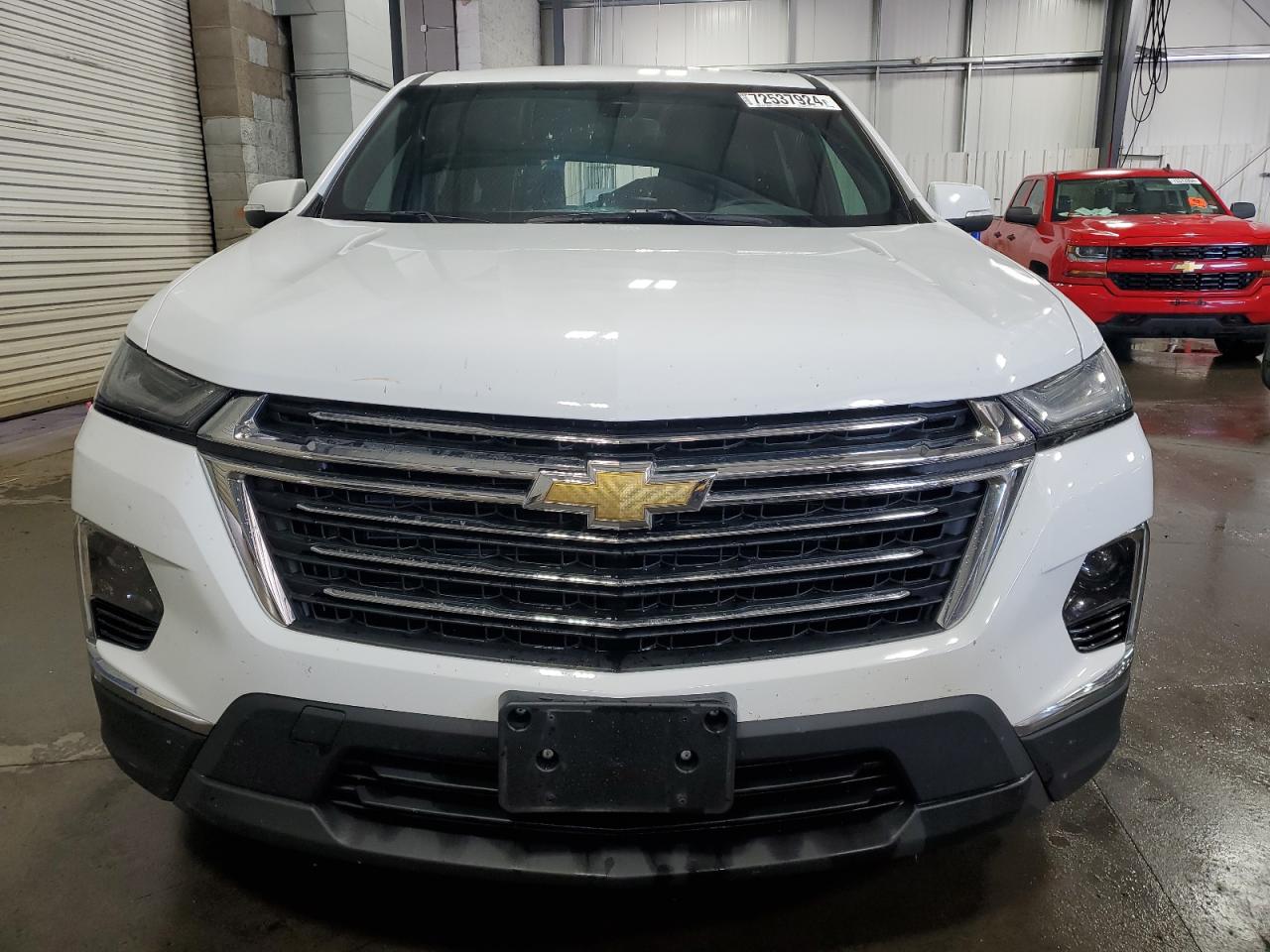 2022 CHEVROLET TRAVERSE LT VIN:1GNEVGKW5NJ143486