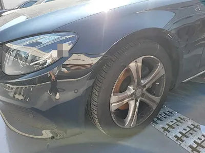 2016 Mercedes-Benz E 220 VIN: