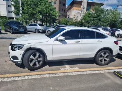 2019 Mercedes-Benz GLC 300 WDC0J4KB2KF528068 VIN:WDC0J4KB2KF528068