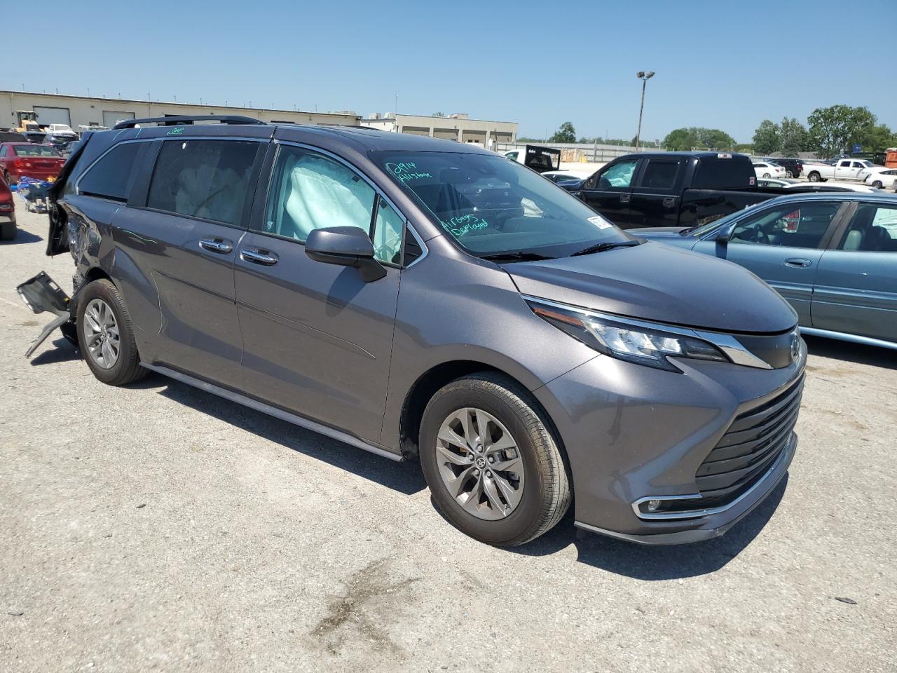 2023 TOYOTA SIENNA XLE VIN:5TDYRKEC1PS144011