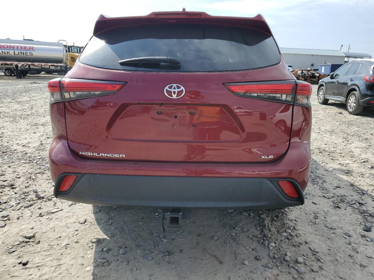 2022 TOYOTA HIGHLANDER XLE VIN:5TDGZRAH6NS553429