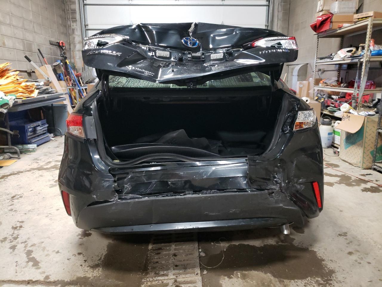 2022 TOYOTA COROLLA LE VIN:JTDEAMDE7NJ041811