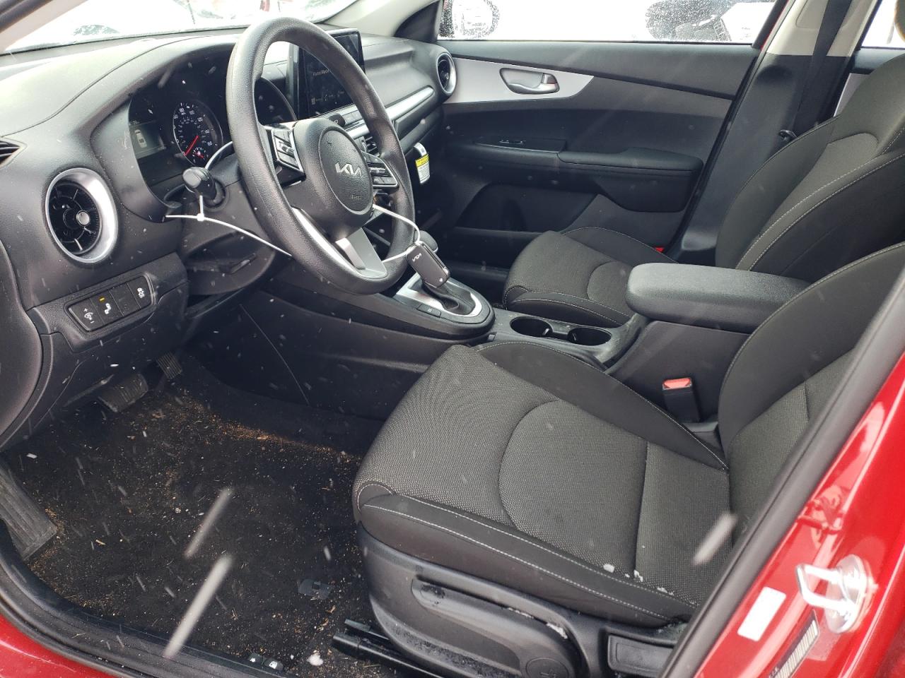 2024 KIA FORTE LX VIN:3KPF24AD8RE821784