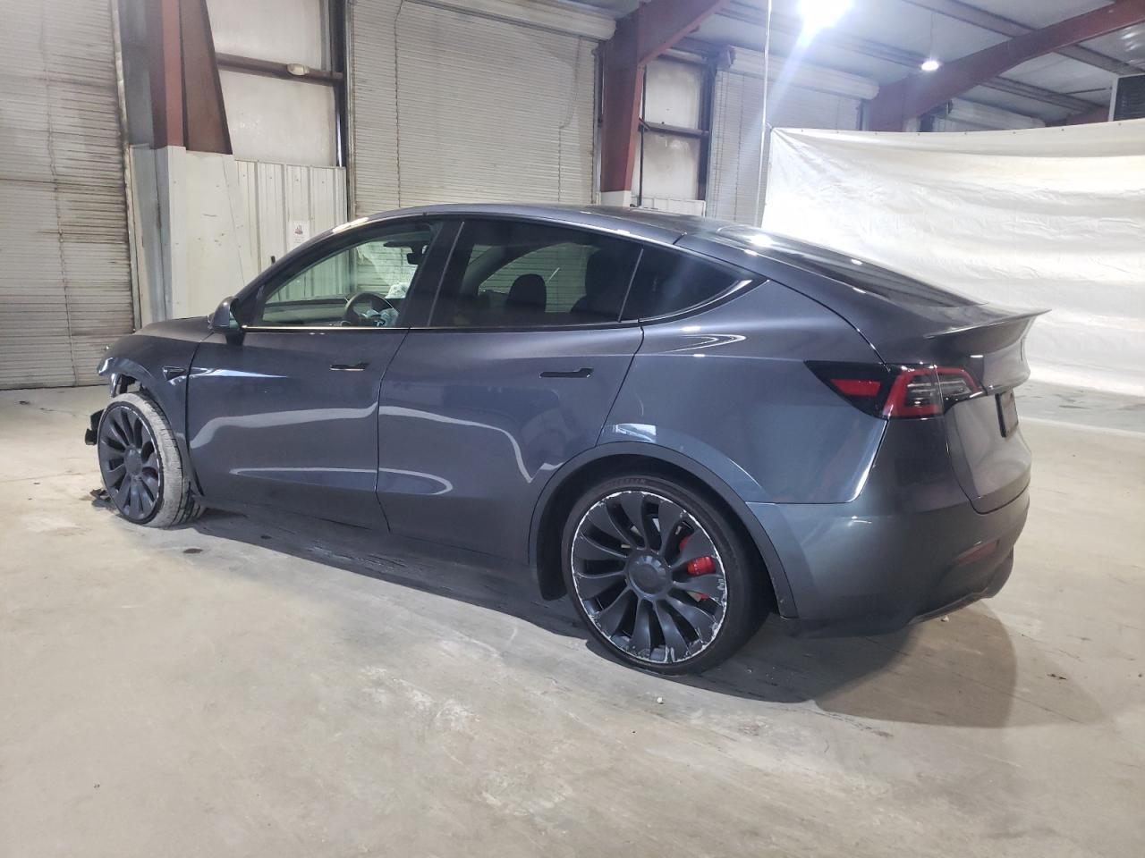 2022 TESLA MODEL Y  VIN:7SAYGDEF9NF445495