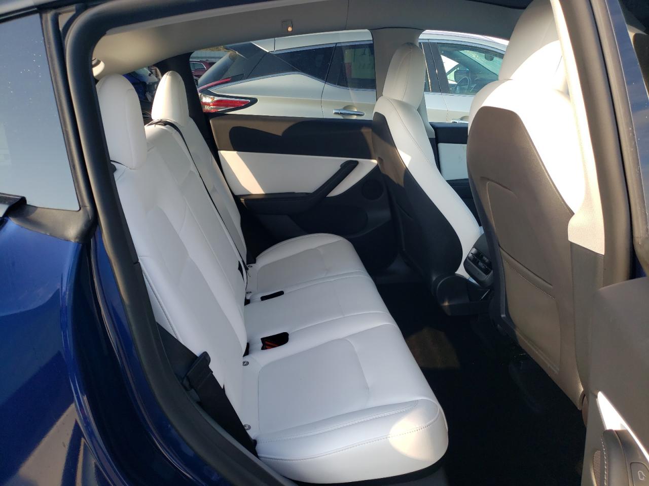 2022 TESLA MODEL Y  VIN:7SAYGDEE2NF505558