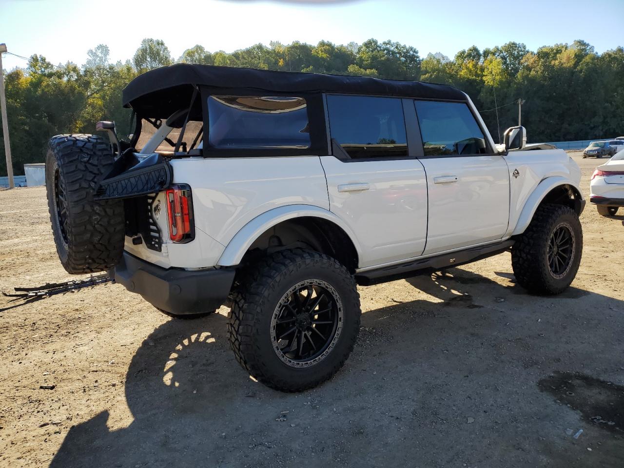 2023 FORD BRONCO BASE VIN:1FMEE5DP9PLB49927