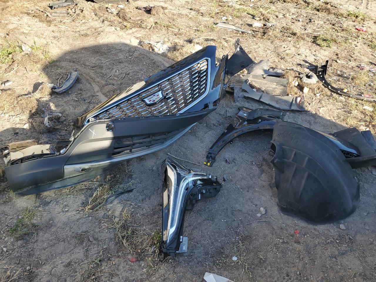 2023 CADILLAC XT4 PREMIUM LUXURY VIN:1GYFZCR42PF166271