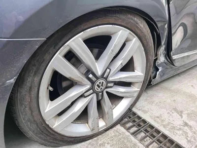 2018 Volkswagen Passat 1VWZZZA3ZJC037143 VIN:1VWZZZA3ZJC037143
