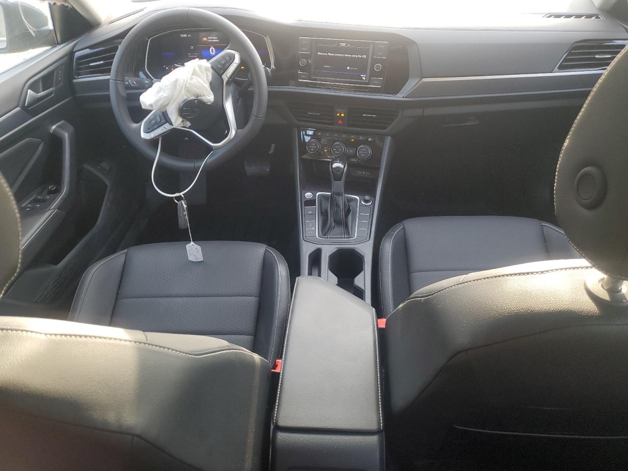 2024 VOLKSWAGEN JETTA SE VIN:3VW7M7BU1RM033074