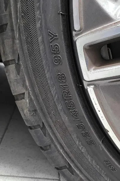 2019 Mercedes-Benz C 220 WDDWF1FB5KR464218 VIN:WDDWF1FB5KR464218