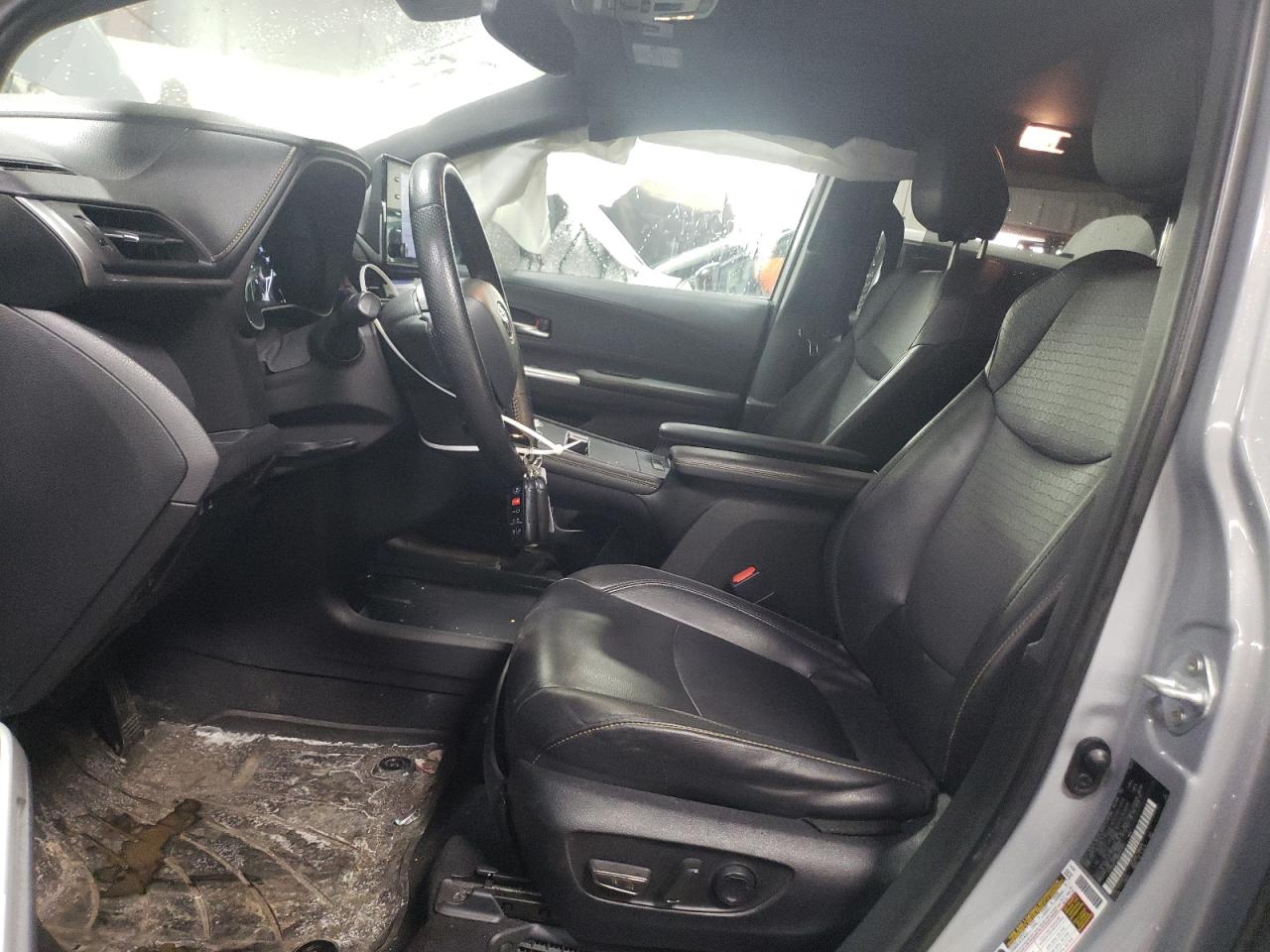 2022 TOYOTA SIENNA XLE VIN:5TDASKFC9NS042151