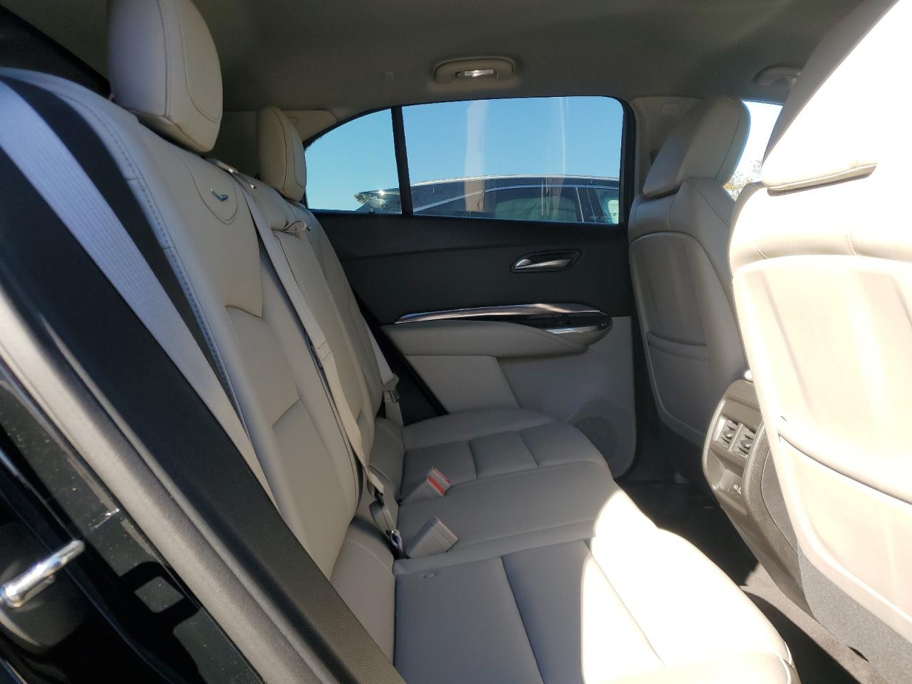2023 CADILLAC XT4 LUXURY VIN:1GYAZAR41PF106898