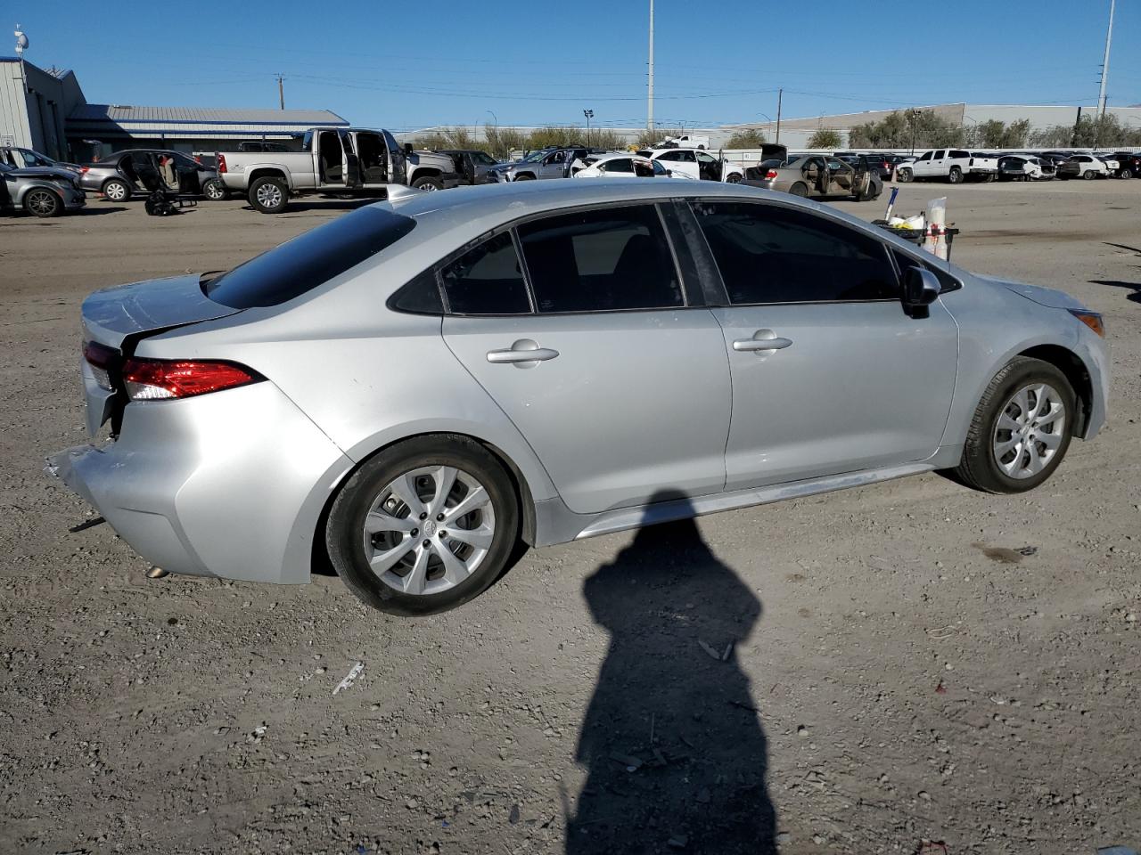 2022 TOYOTA COROLLA LE VIN:5YFEPMAE4NP326349
