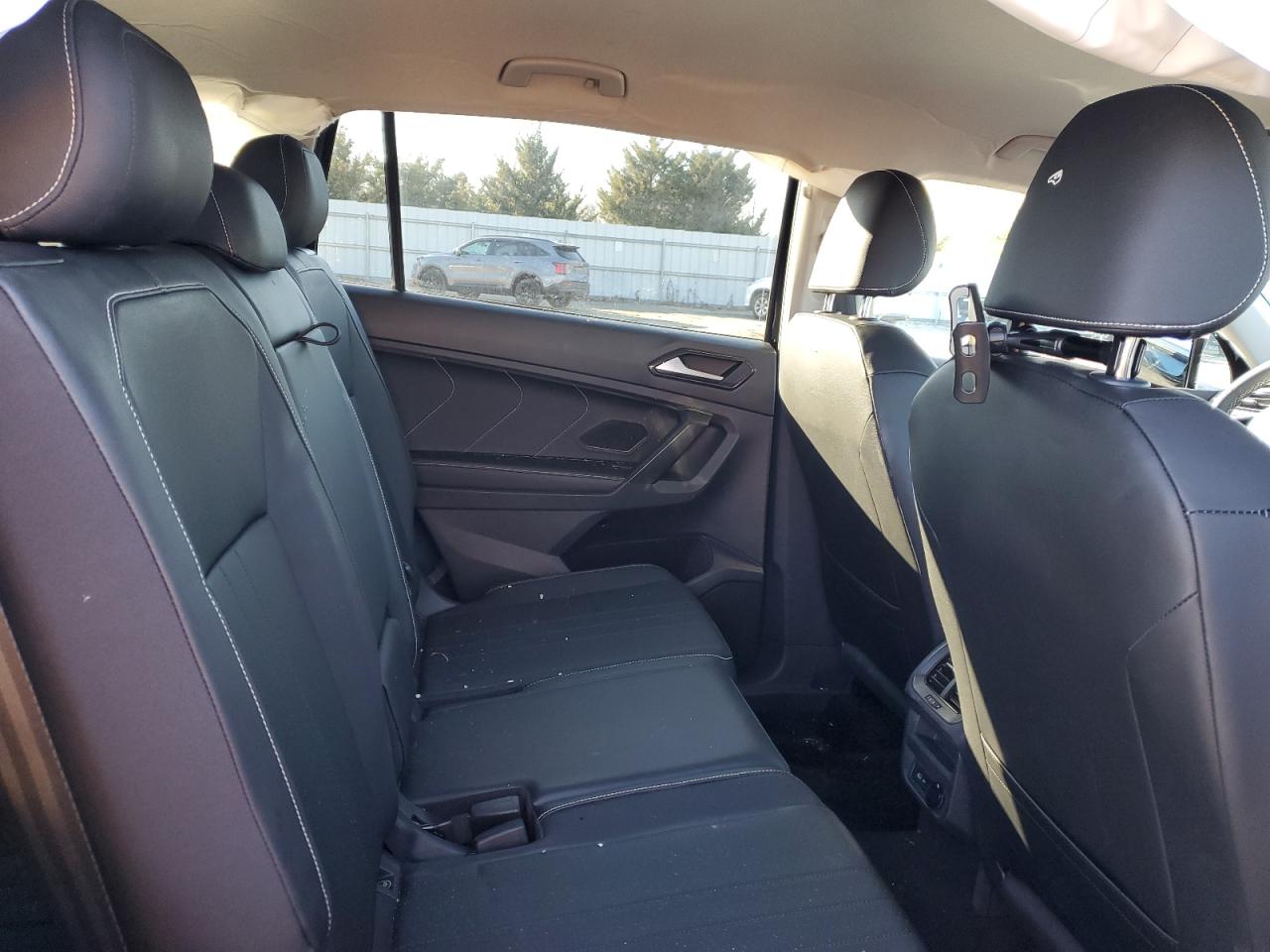 2023 VOLKSWAGEN TIGUAN SE VIN:3VV3B7AX4PM093321