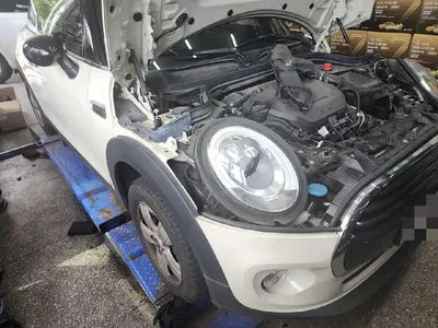 2017 MINI Cooper VIN: