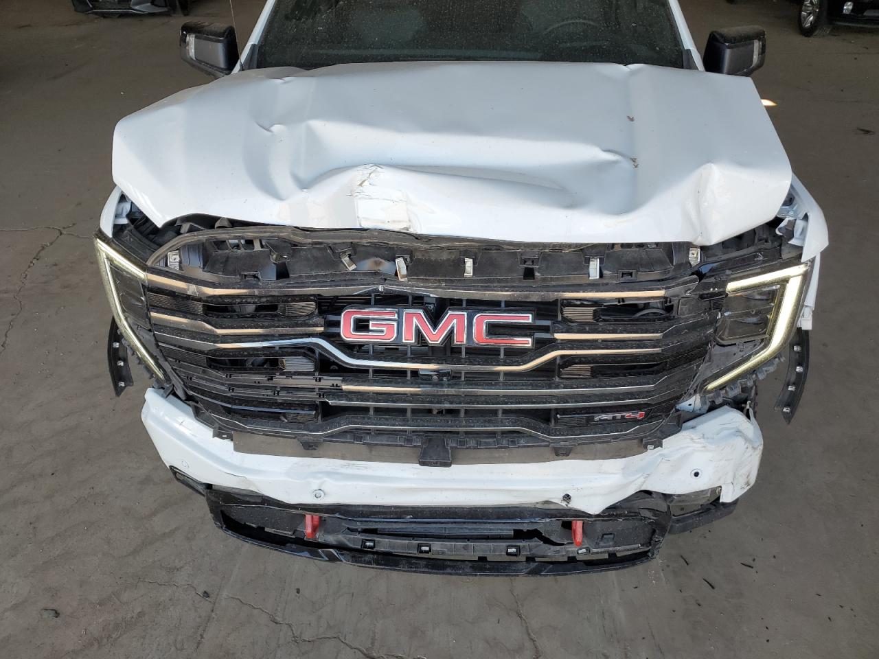 2022 GMC SIERRA K1500 AT4 VIN:3GTUUEET0NG626978