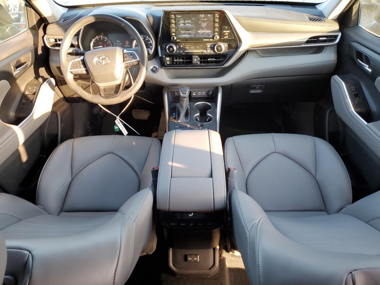 2022 TOYOTA HIGHLANDER XLE VIN:5TDGZRBH9NS592675