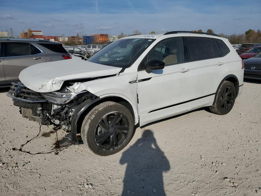 2024 VOLKSWAGEN TIGUAN SE R-LINE BLACK VIN:3VV8B7AX9RM060792