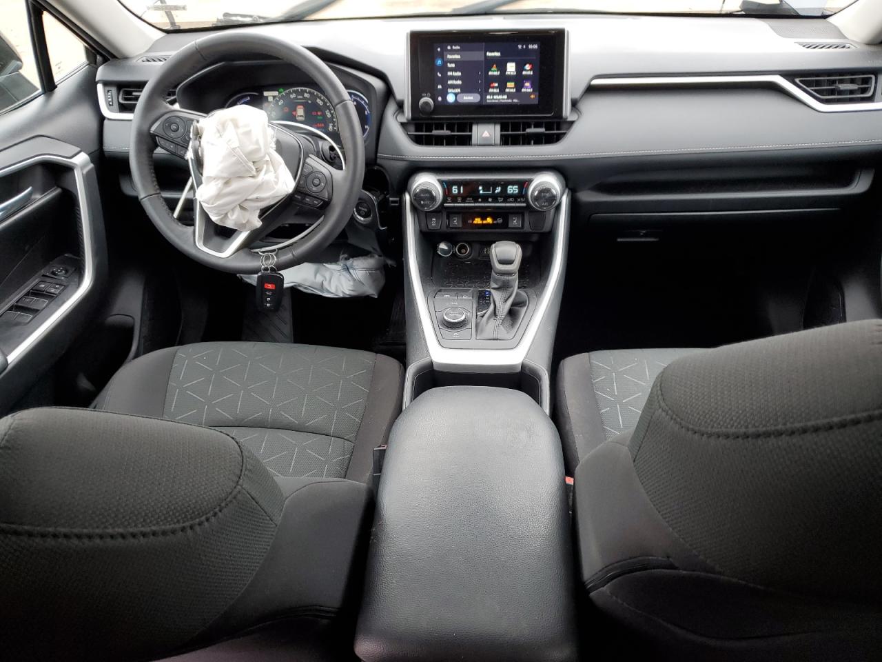2024 TOYOTA RAV4 XLE VIN:2T3RWRFV2RW205941