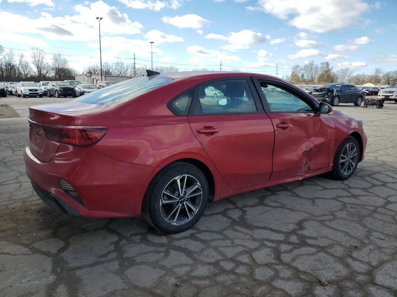2022 KIA FORTE FE VIN:3KPF24AD7NE447923