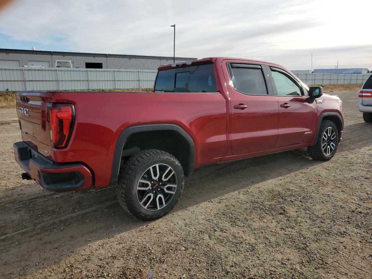 2024 GMC SIERRA K1500 AT4 VIN:3GTUUEE88RG365410