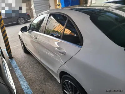 2015 Mercedes-Benz C 200 VIN: