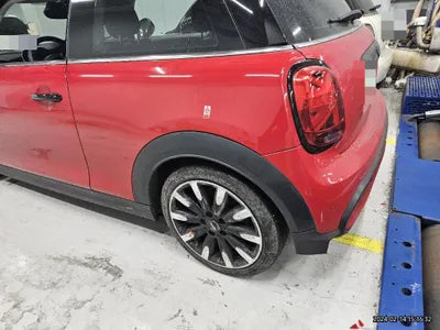 2022 MINI Cooper VIN: