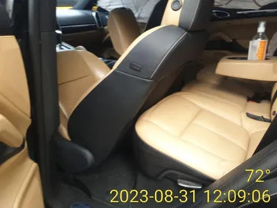 2015 Porsche Cayenne VIN: