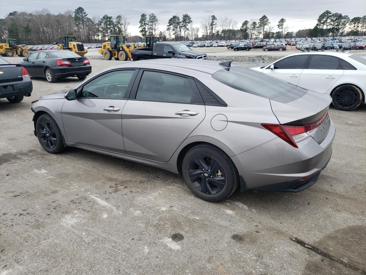 2022 HYUNDAI ELANTRA SEL VIN:KMHLM4AG8NU326483