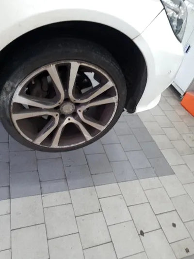 2016 Mercedes-Benz E 220 WDDHF0AB5GB304950 VIN:WDDHF0AB5GB304950