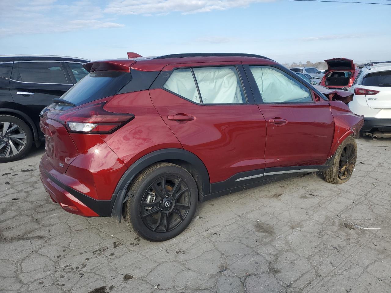 2024 NISSAN KICKS SR VIN:3N1CP5DV7RL520789