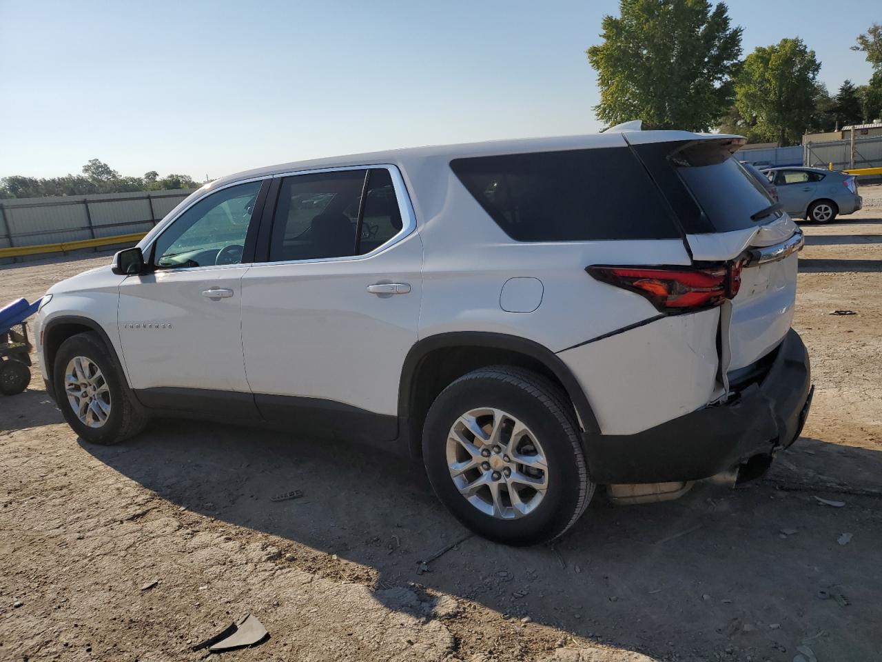 2022 CHEVROLET TRAVERSE LS VIN:1GNERLKW2NJ171338