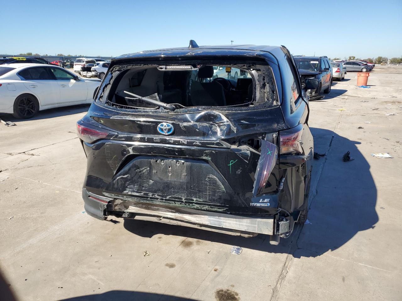 2023 TOYOTA SIENNA LE VIN:5TDKRKEC4PS163156