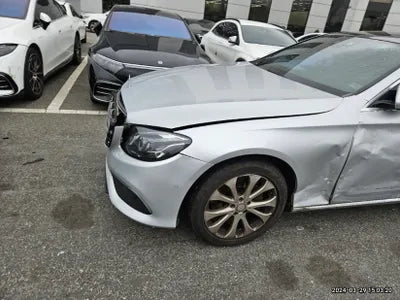 2017 Mercedes-Benz E 300 VIN: