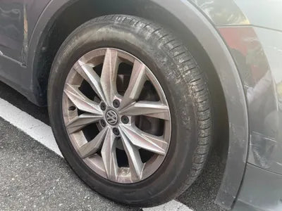 2018 Volkswagen Tiguan WVGZZZ5NZJW920676 VIN:WVGZZZ5NZJW920676