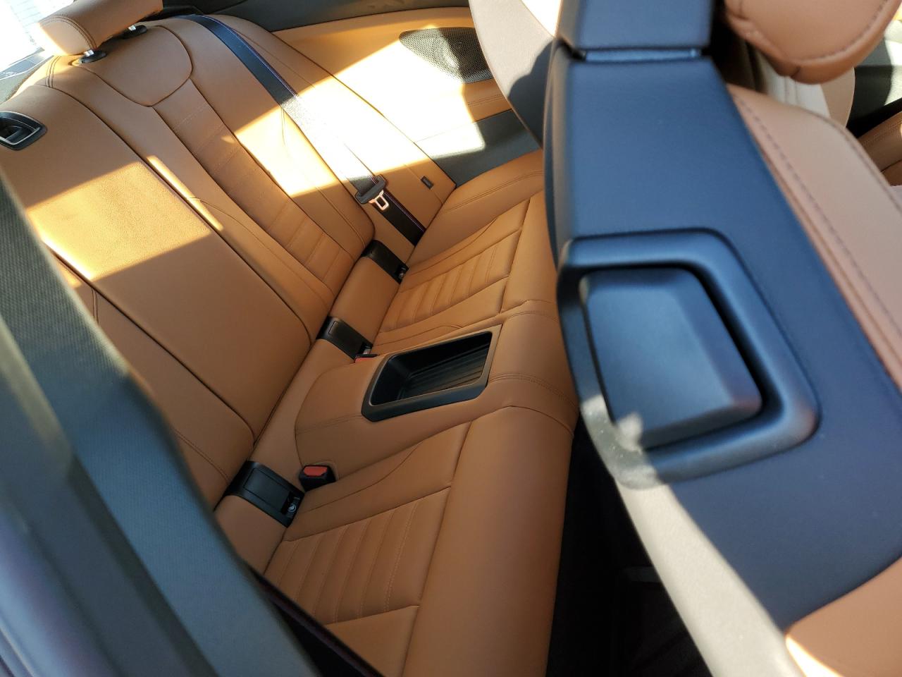 2024 BMW M2  VIN:2A4RR6DG7BR747346