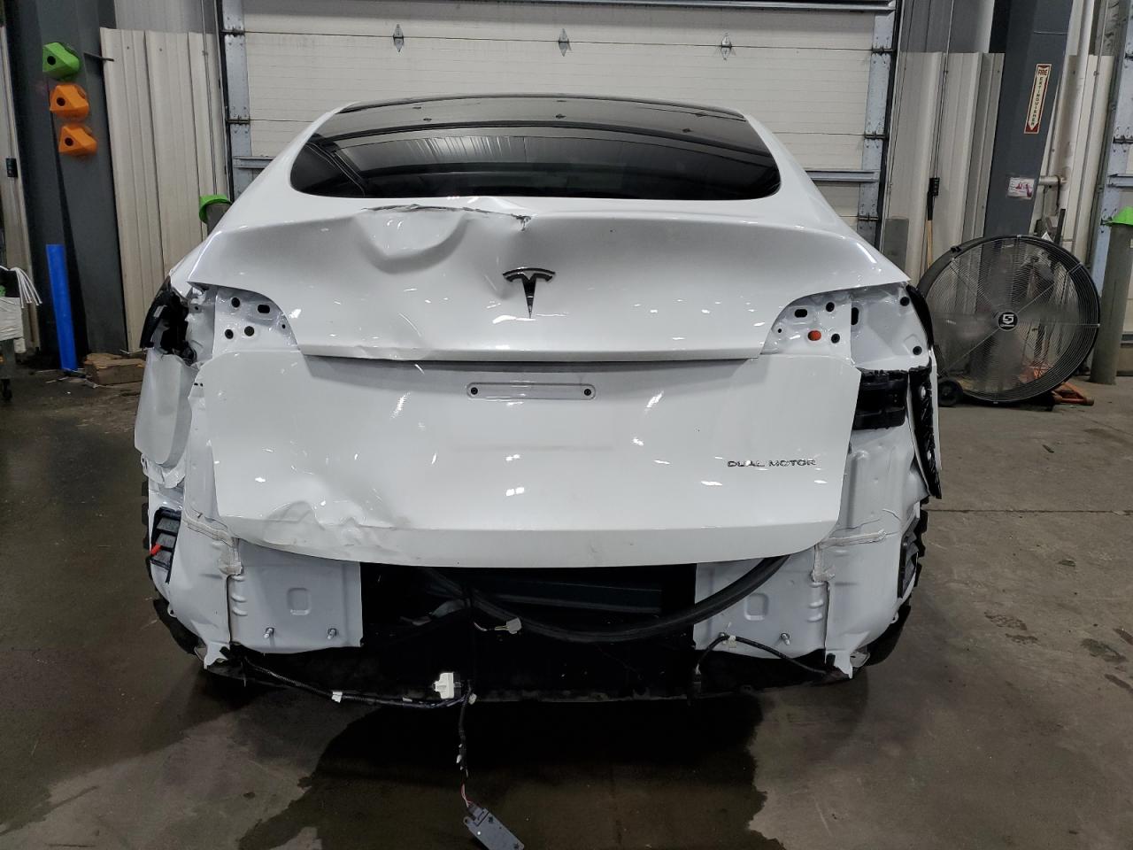 2023 TESLA MODEL Y  VIN:7SAYGDEE6PF599379