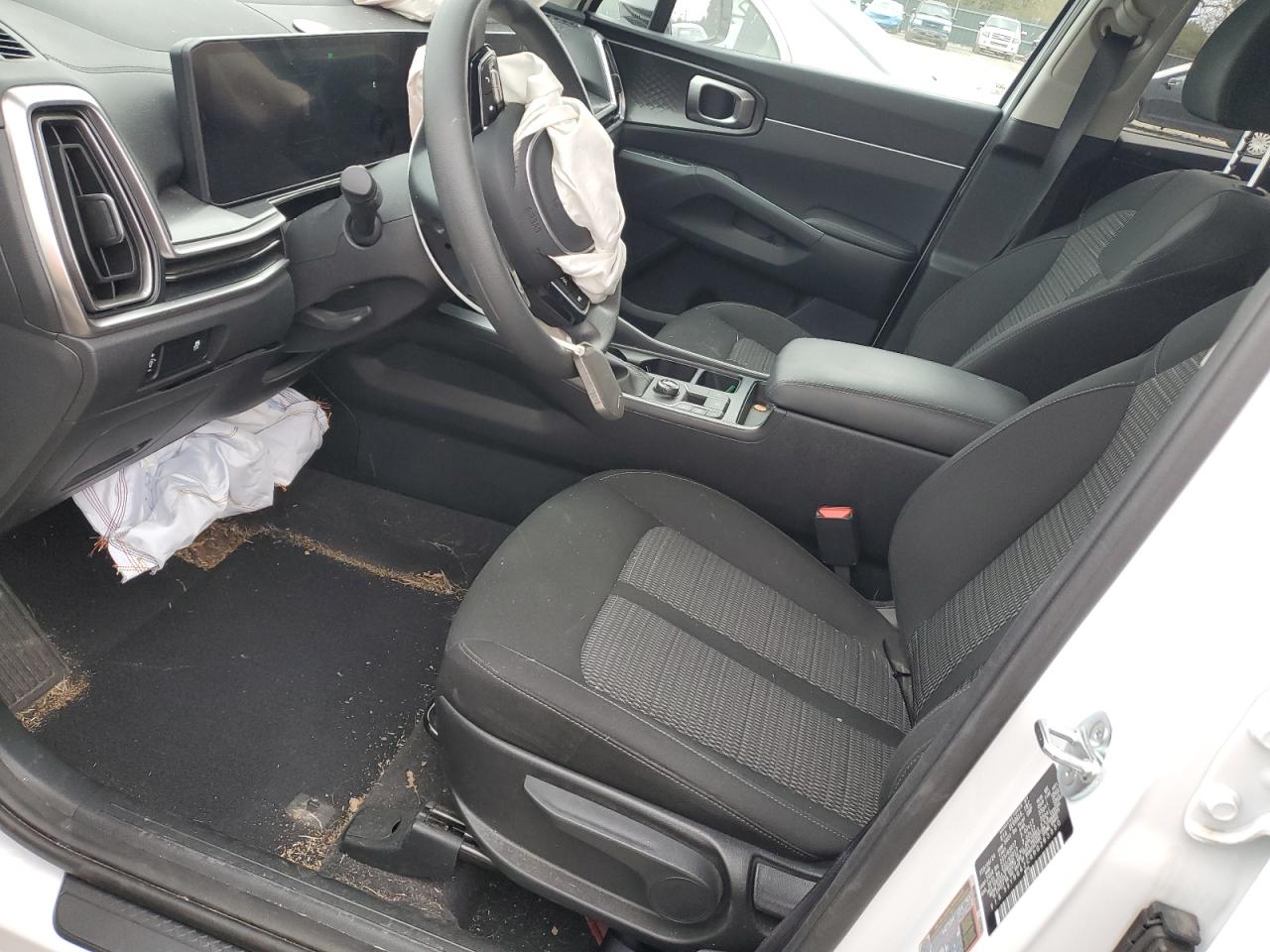 2024 KIA SORENTO LX VIN:5XYRG4JC4RG263330