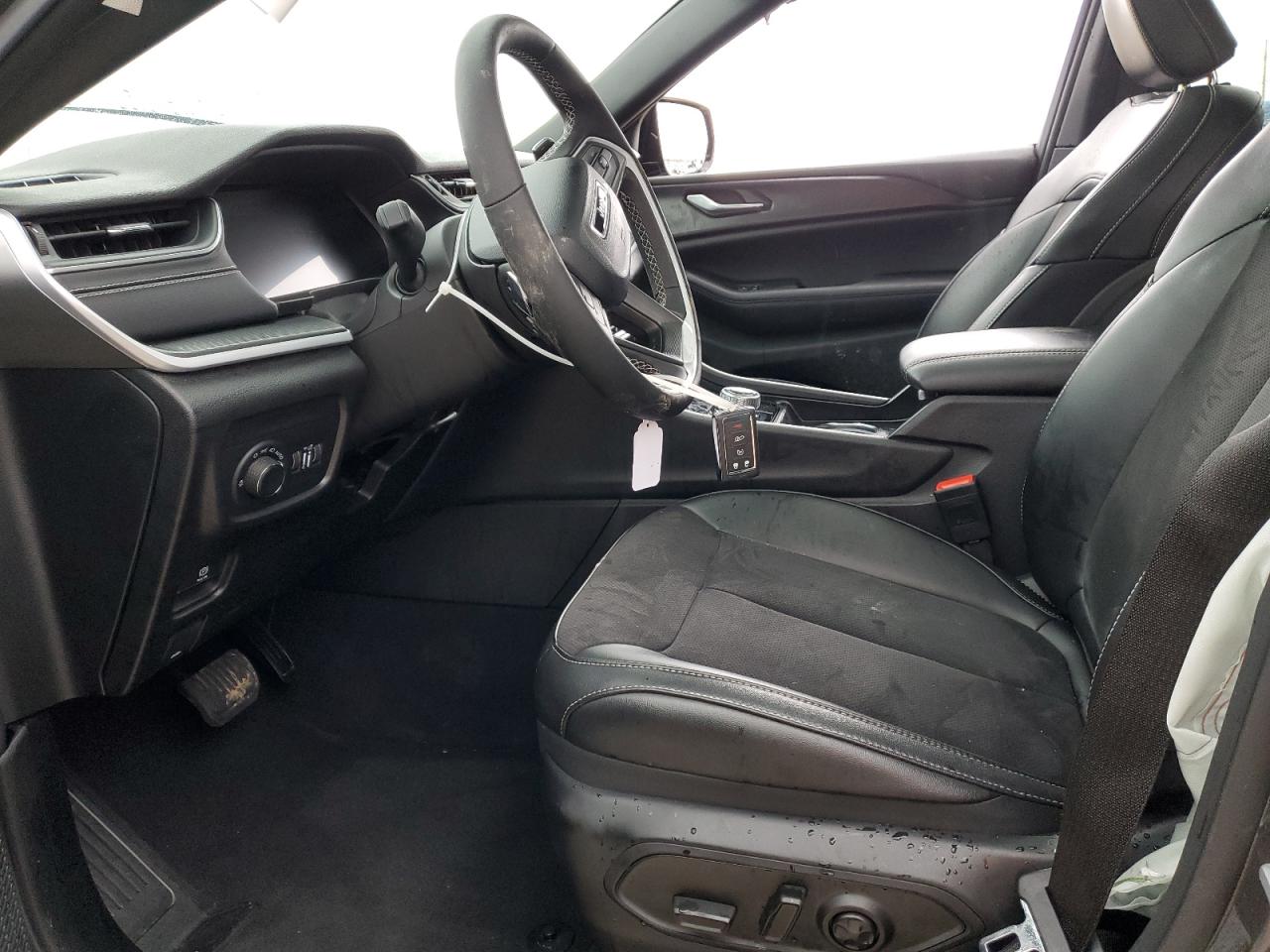 2024 JEEP GRAND CHEROKEE LAREDO VIN:1C4RJGAG0RC206553