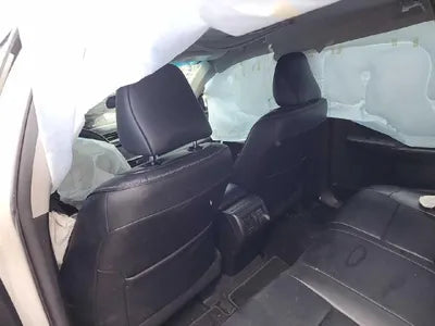 2016 Toyota Camry VIN: