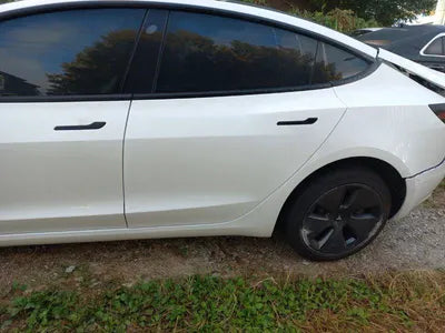 2022 Tesla Model 3 VIN: