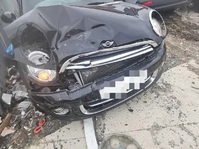 2015 MINI Cooper VIN: