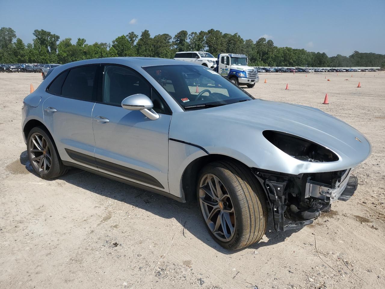 2022 PORSCHE MACAN  VIN:WP1AA2A55NLB03118